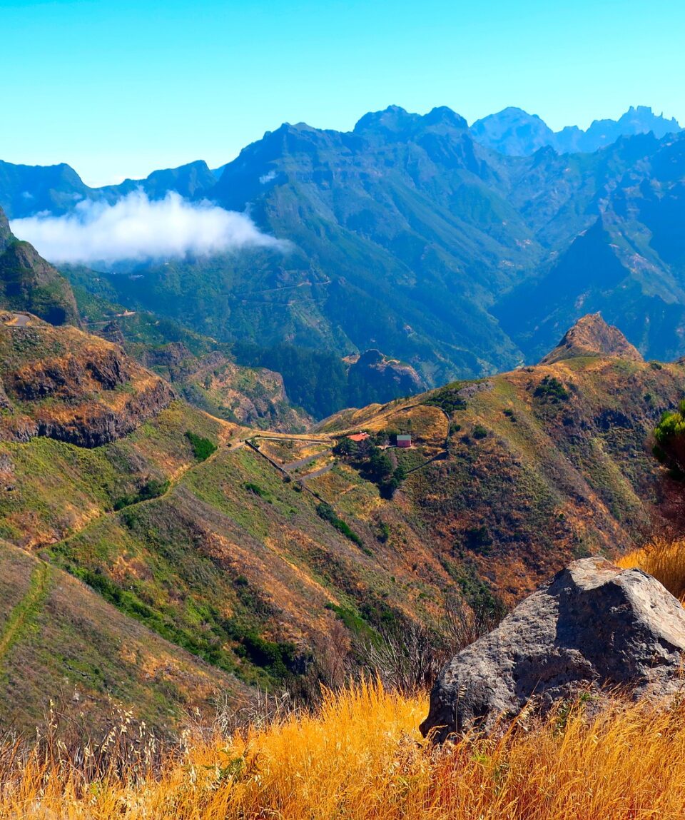Zelená Madeira a romantický Lisabon júl