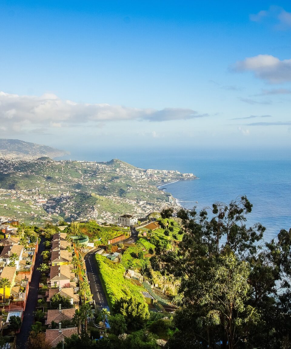 Zelená Madeira a romantický Lisabon júl